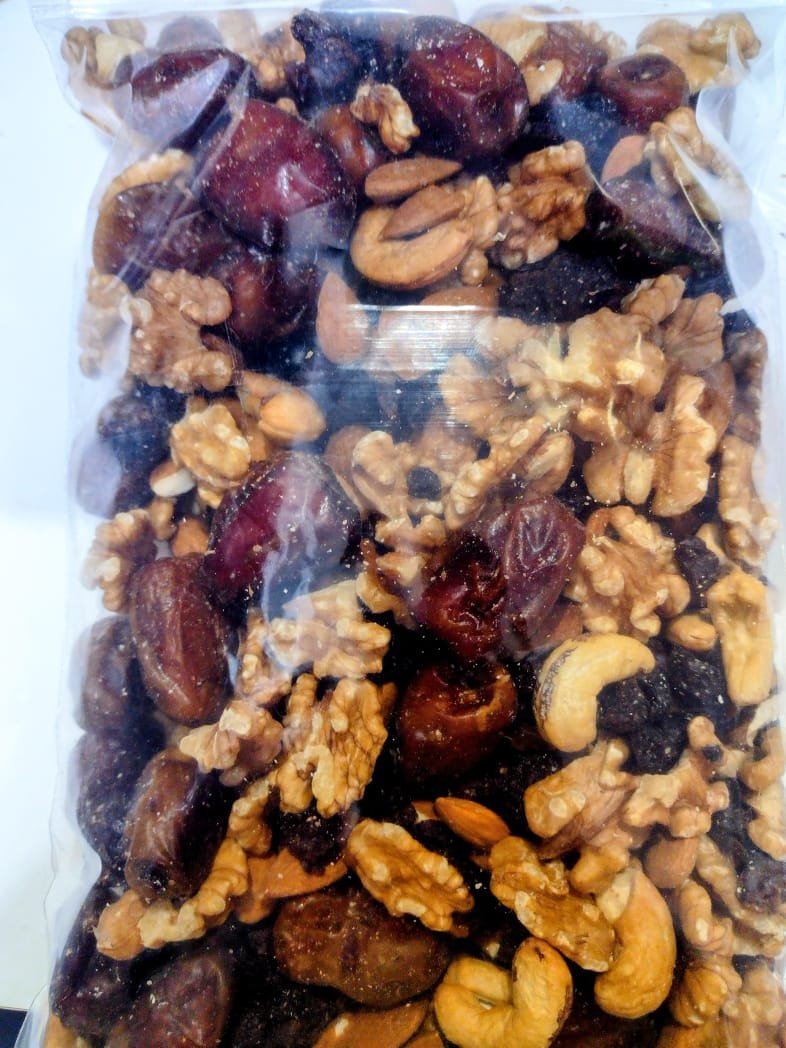 mix de frutos secos con datiles